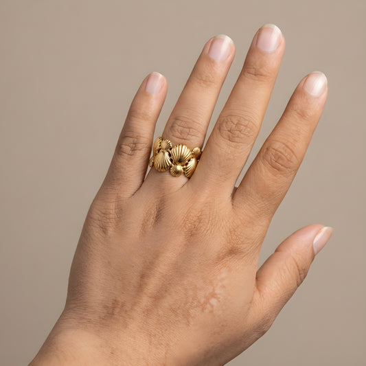 Gold Seashell Cluster Ring