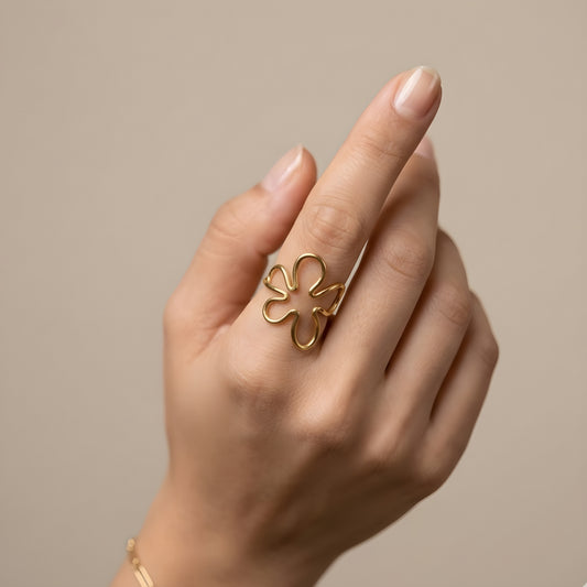 Gold Wire Flower Ring